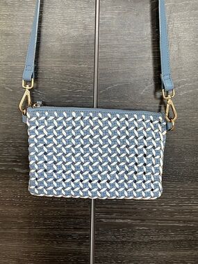 Carpisa Italian Woven Leather Bag